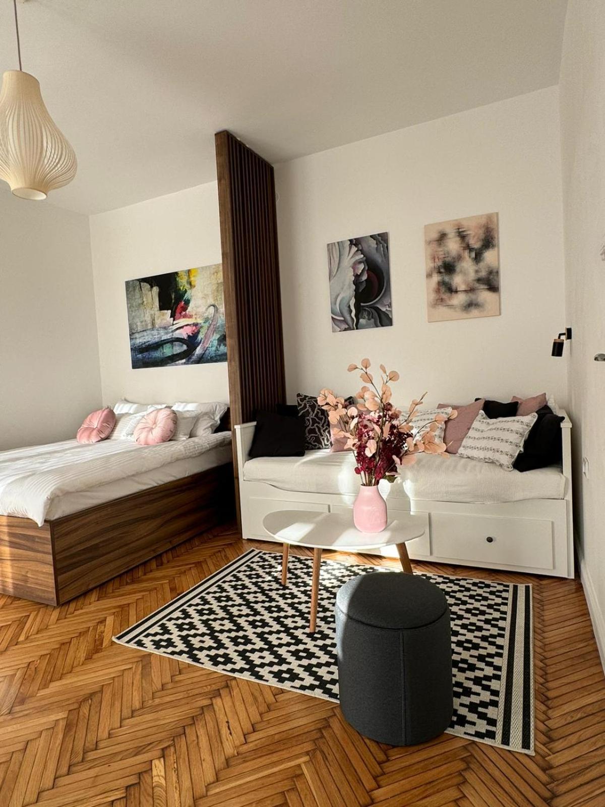 Balconia Sunny Apartment In Centre Of بلغراد المظهر الخارجي الصورة